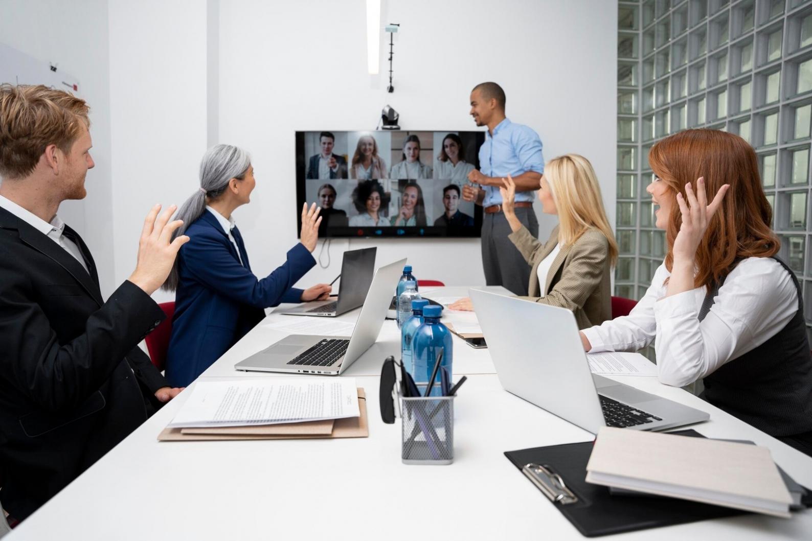 Gemeinsame Diskussion von Finanzstrategien