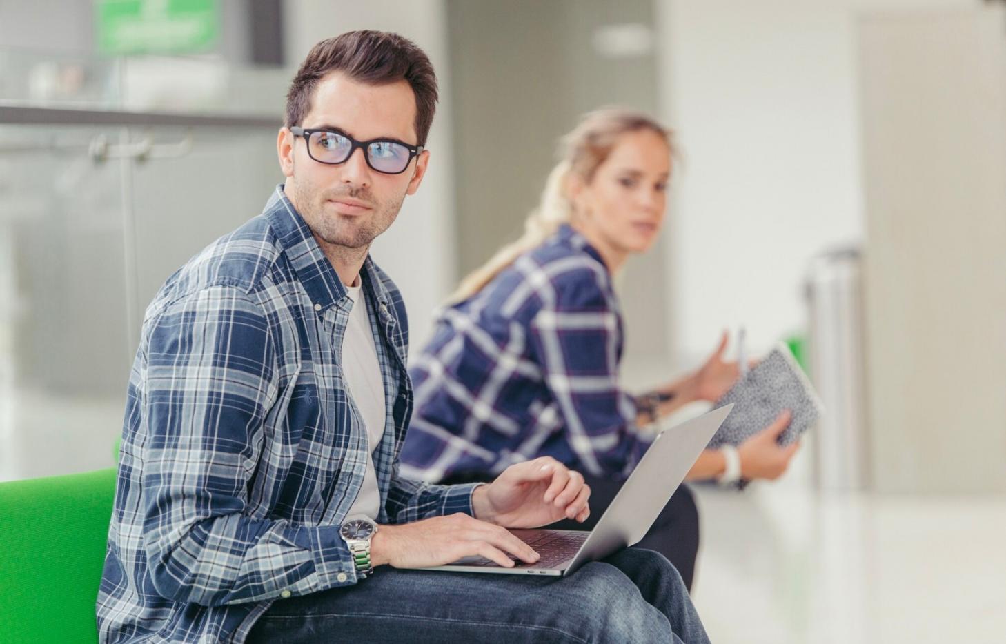 Abteilungsübergreifende Zusammenarbeit in Finanzprozessen